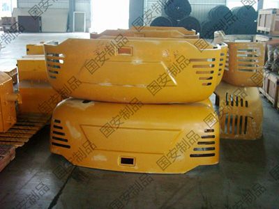 玻璃鋼發(fā)動機(jī)罩2